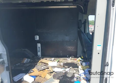 2020 Ford Transit z USA, uszkodzony, nr VIN 1FTBR1C87LKB23910